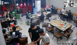 爆料烧烤店监控视频,烧烤店惊现惊人一幕，网友热议不断！