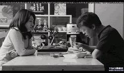 洪尚秀电影在线观看,穿越时空的情感之旅