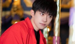 易烊千玺最新资源爆料,多领域发展再升级，未来可期