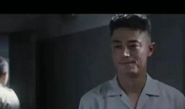 娱乐爆料大姐大是谁,她是如何成为行业风向标的？